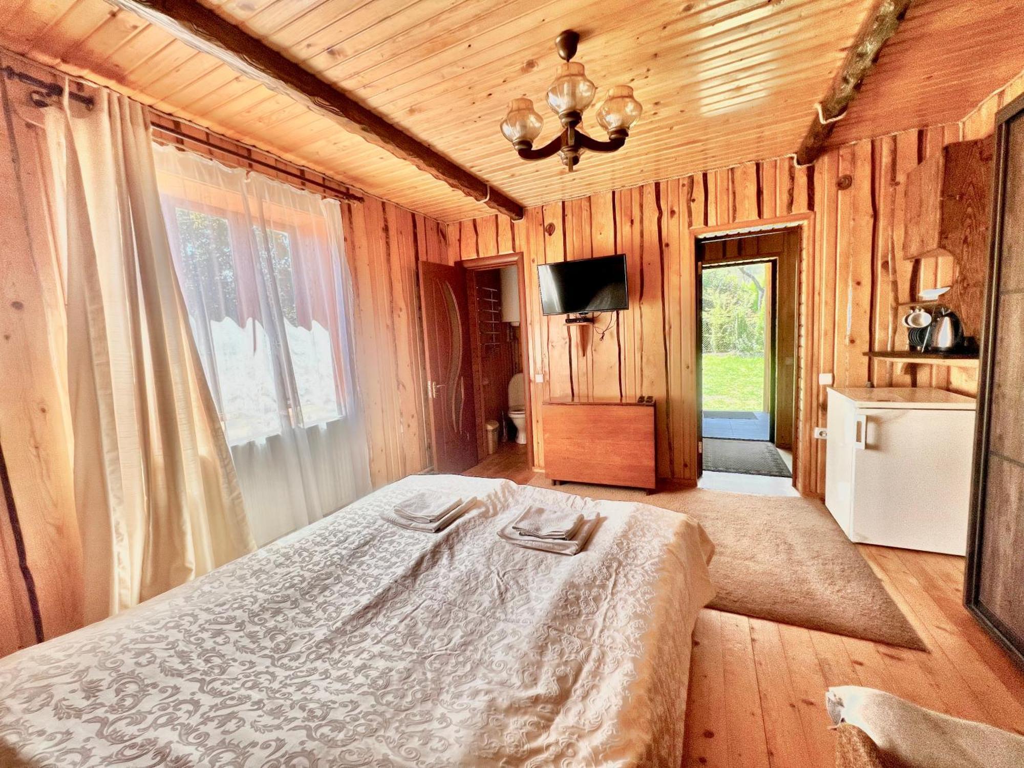 Хатинка Hotel Yaremche Exterior foto